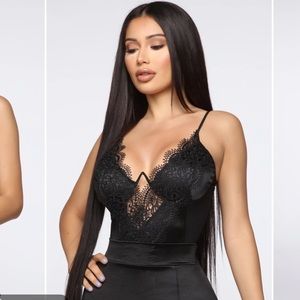 NWT fashion Nova dangerous side bodysuit